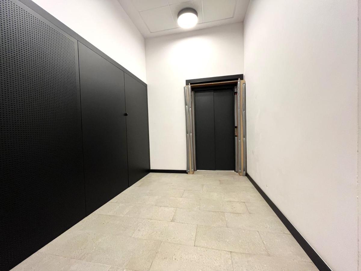 Wyszynskiego - Self Check-in 20h - Parking &lift